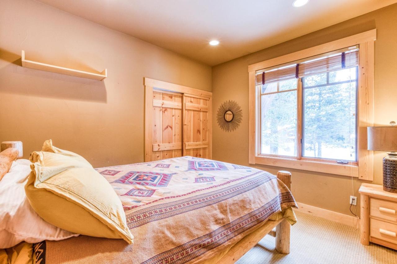 Bear Meadows Lodge - Hot Tub - Tahoe Donner Home تروكي المظهر الخارجي الصورة