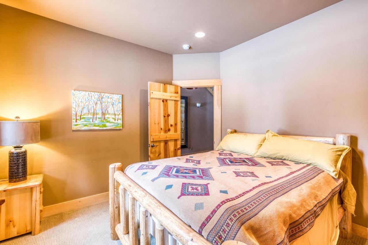 Bear Meadows Lodge - Hot Tub - Tahoe Donner Home تروكي المظهر الخارجي الصورة